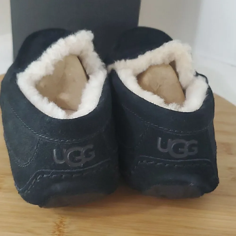 UGG Ascot Slipper Black Suede Wool Comfort Loafer Men's US 8 NIB